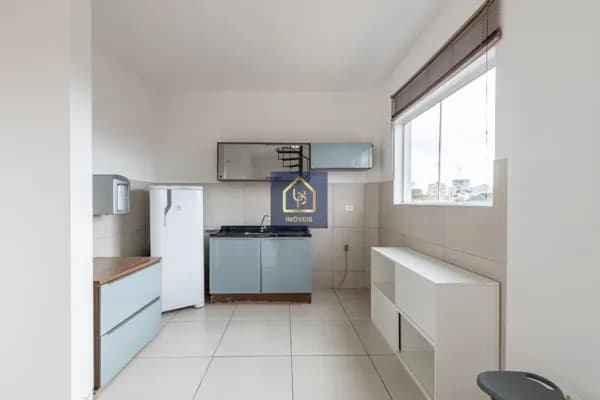 Cobertura Duplex com 1 suíte à venda. São 63 m² por R$ 330.000 no bairro Novo Mundo em Curitiba/PR