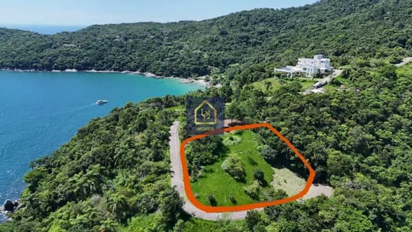Terreno no Condomínio Ponta do Estaleiro à venda! São 2.205 m² privativos por R$ 5.000.000 em Porto Belo/SC