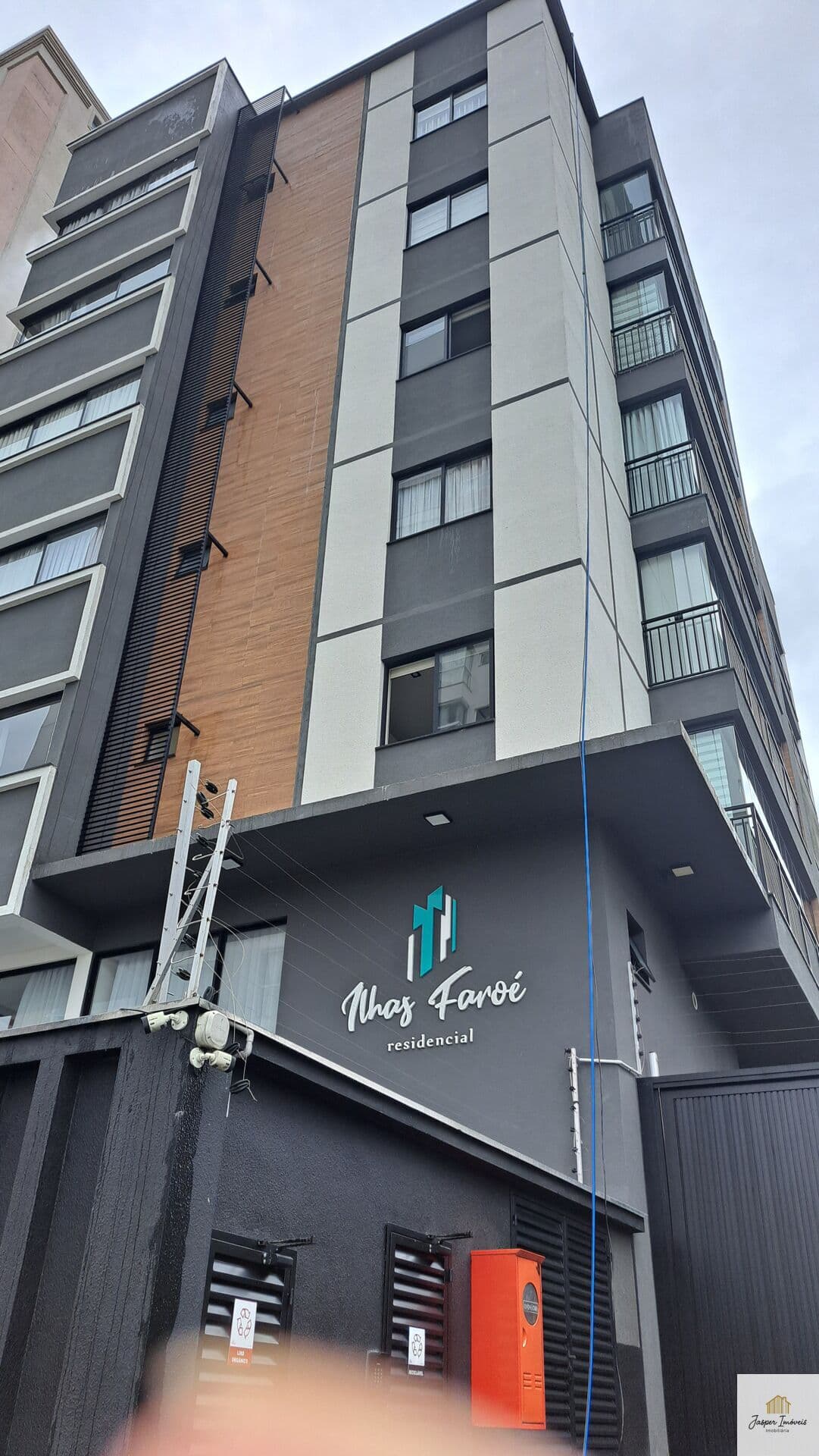 Giardino exclusivo no Saguaçu | 192m² privativos com quintal em U + 2 vagas
