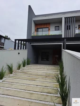 Belo Sobrado no bairro São Marcos, Joinville/SC