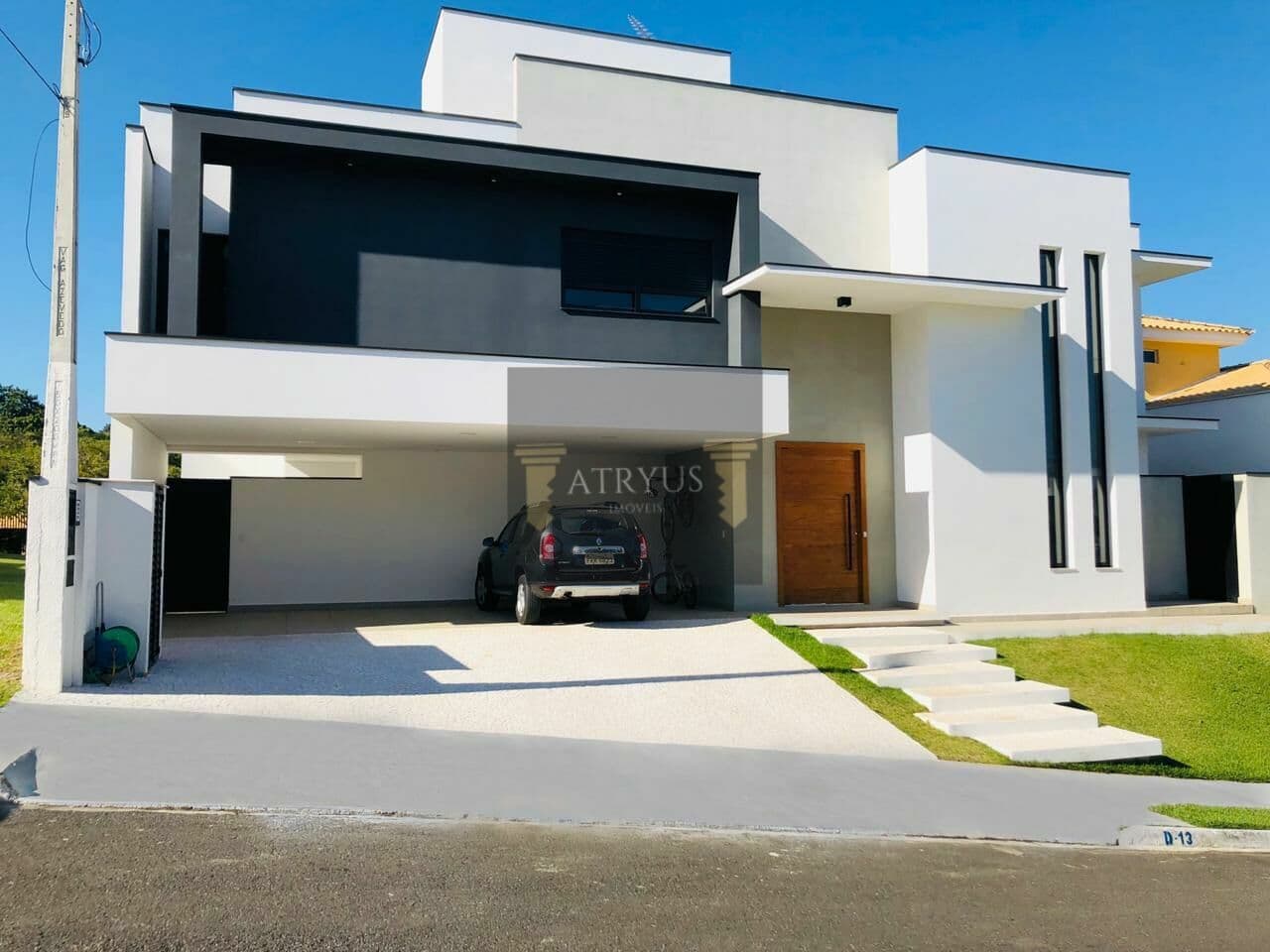 Linda Casa Alto Padrão, de dois lotes