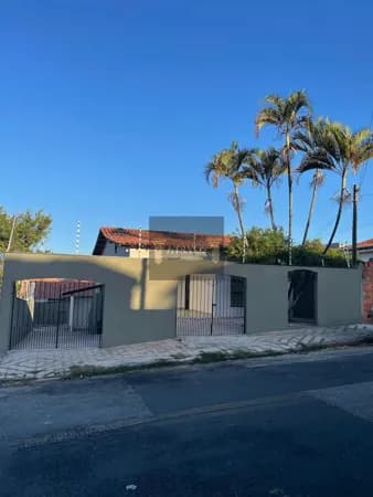 Casa Padrão - Residencial - Pronta para morar