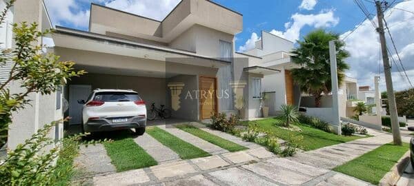 Linda Casa Alto Padrão em Condomínio
