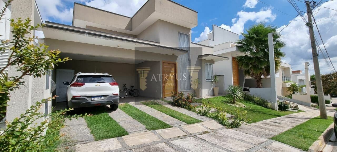 Linda Casa Alto Padrão em Condomínio