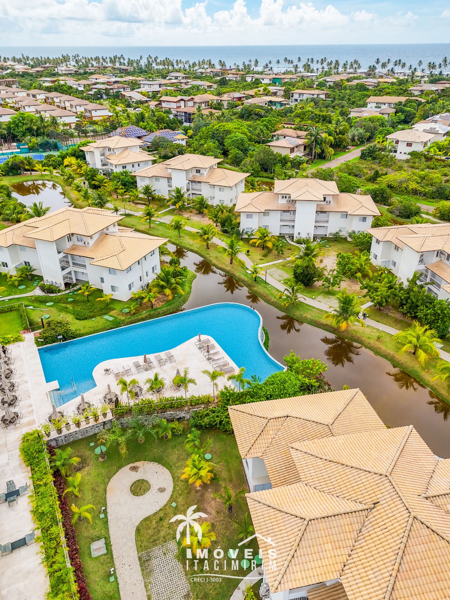 Apartamento à venda 3/4 superior Piscinas naturais - Praia do Forte