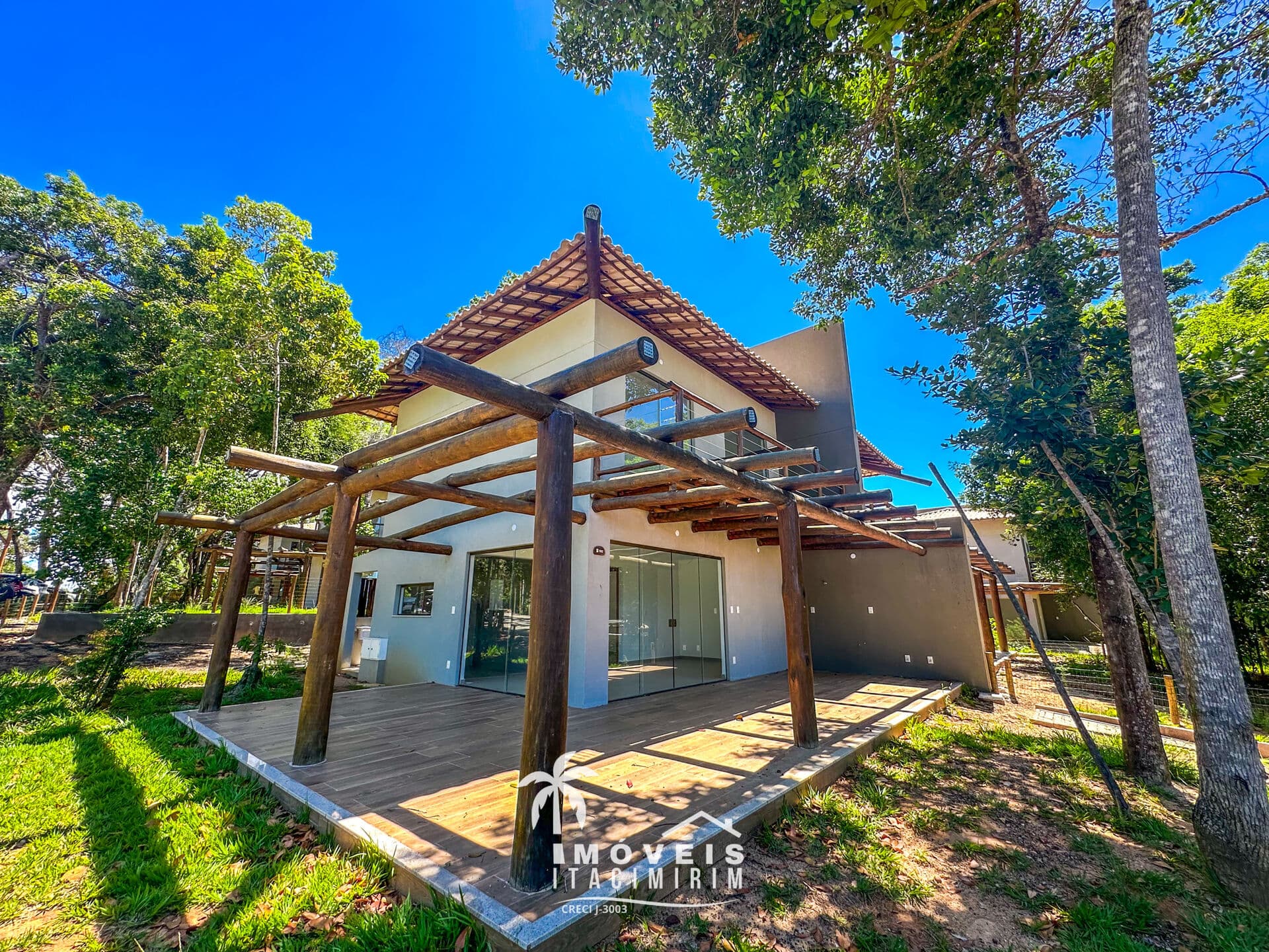 Casa à Venda Duplex 3/4 Praia do Forte Exclusive