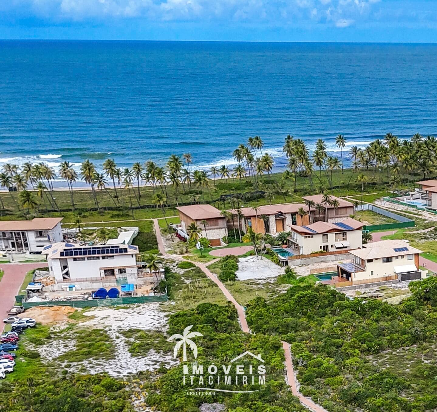 Lote à Venda 630m2 Condomínio Praia das Tartarugas - Piscinas Naturais, Praia Do Forte