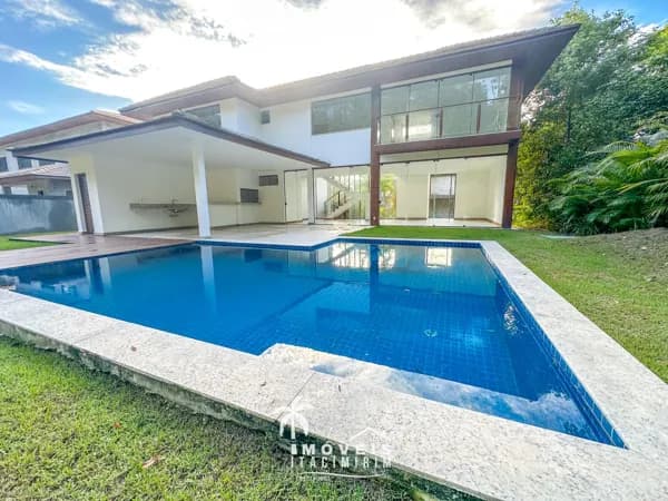 Casa à Venda 5 Suítes em Praia Do Forte Alto Padrão Condomínio com Acesso à praia