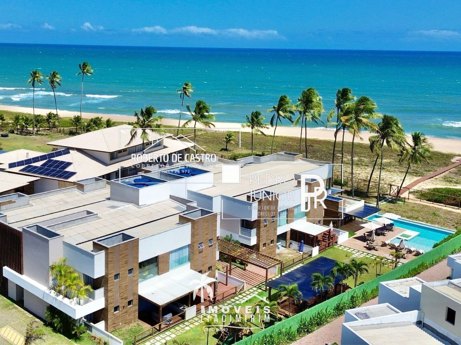 Apartamento à Venda 3 Suítes Superior Pé na Areia - Itacimirim