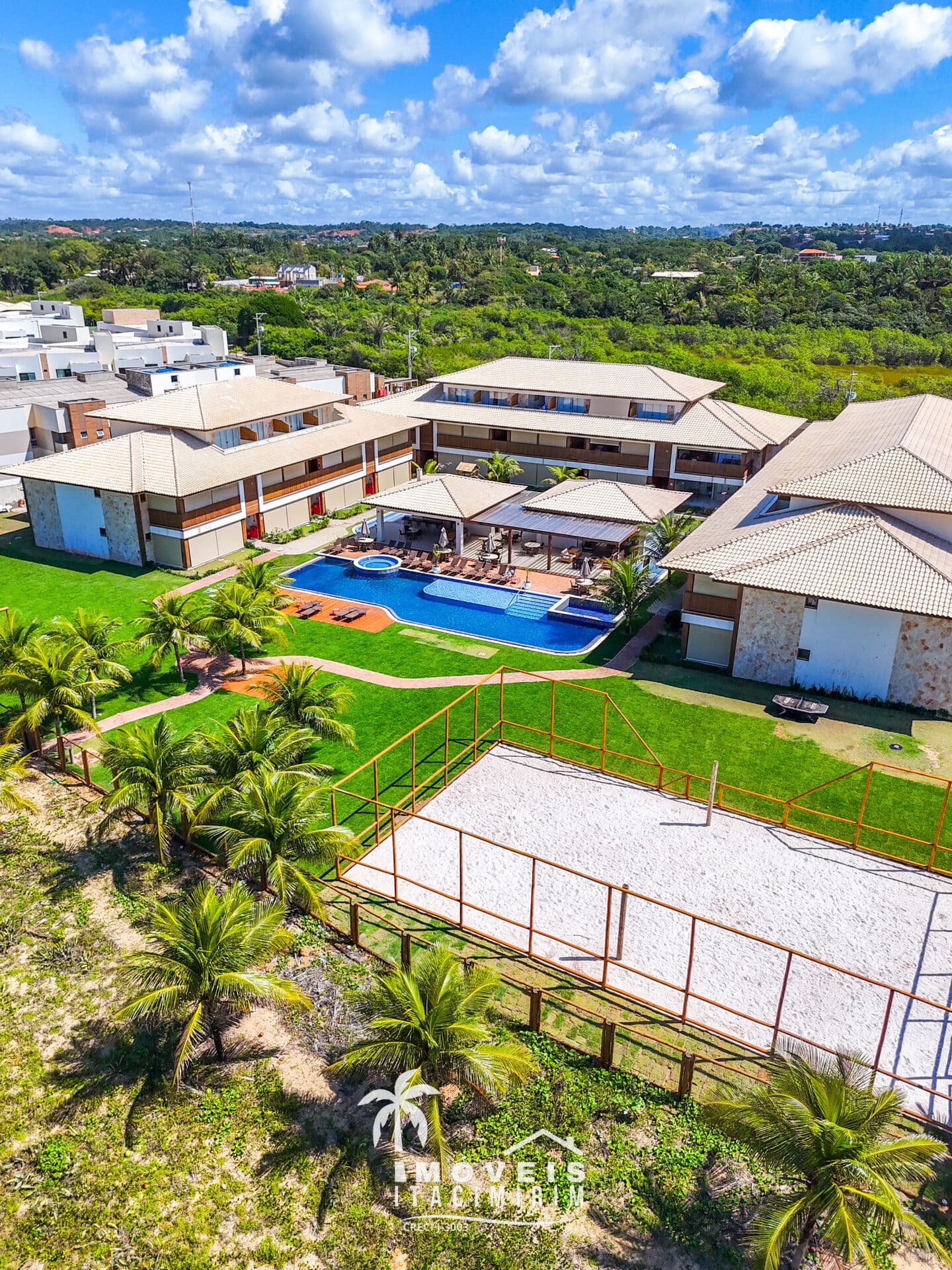 Apartamento Térreo 3 Suítes Pé na Areia em Itacimirim