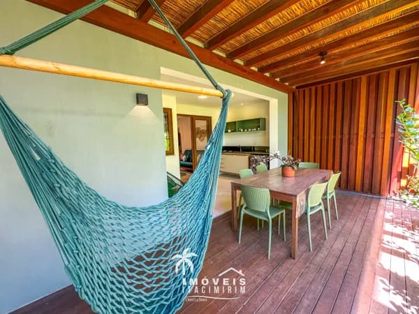 Apartamento térreo, 02 suítes, na Vila de Praia do Forte