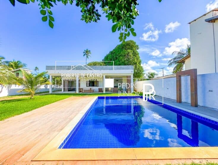 Casa à Venda 4/4 em Itacimirim na Praia do Surf Alto Padrão