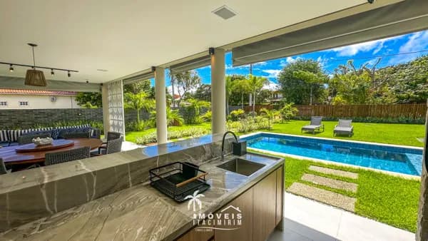 Casa à Venda 5 Suítes em Itacimirim Térrea na Praia da Espera