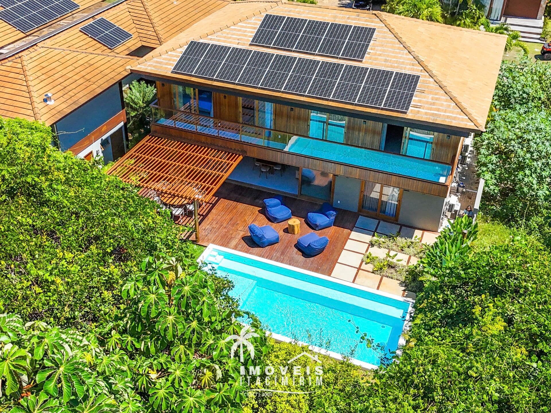 Casa à Venda 8 Suítes Praia do Forte Condomínio com Acesso à Praia