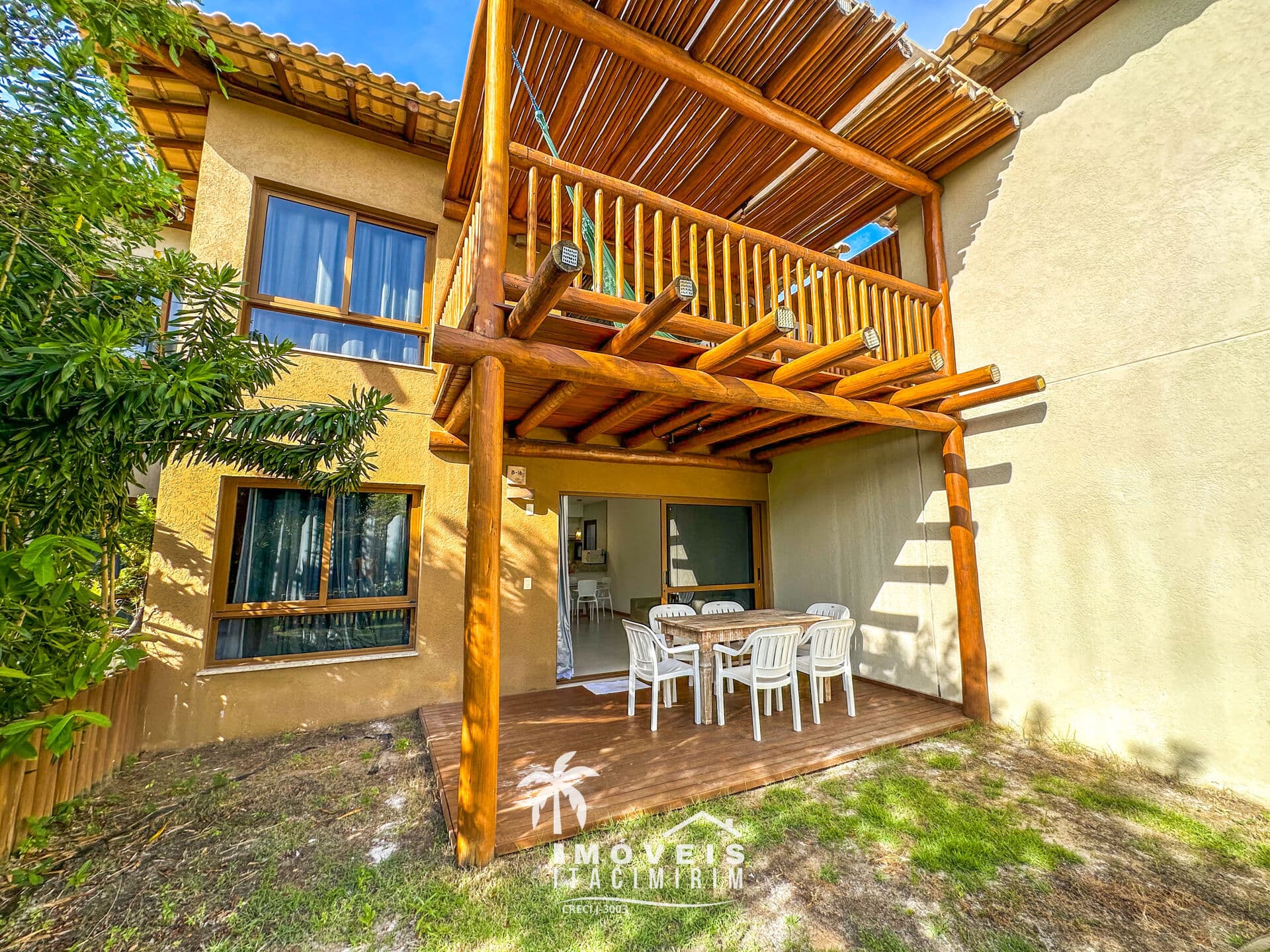 Casa à Venda em Itacimirim Duplex 3 Suíte Pé na Areia
