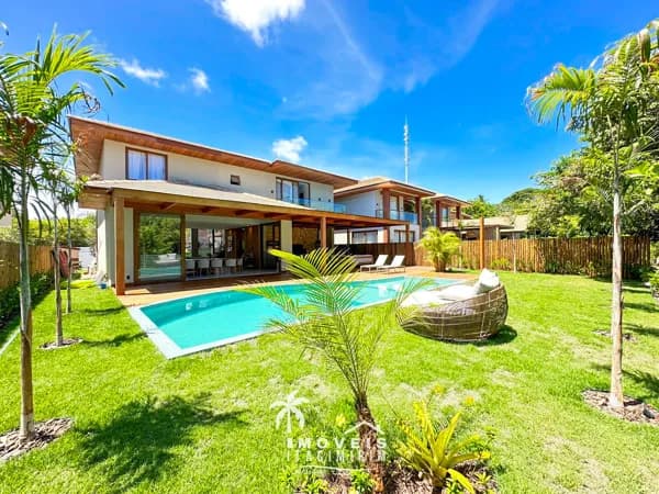 Casa à Venda 5 Suítes Alto Padrão Praia do Forte Condomínio Praia Bella