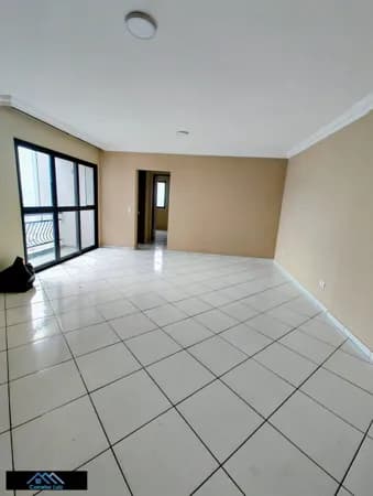 Apartamento andar alto , vista livre