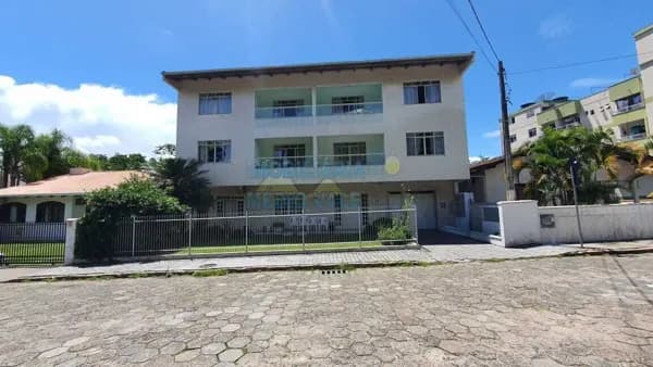 Apartamento amplo para alugar em Indaial/SC