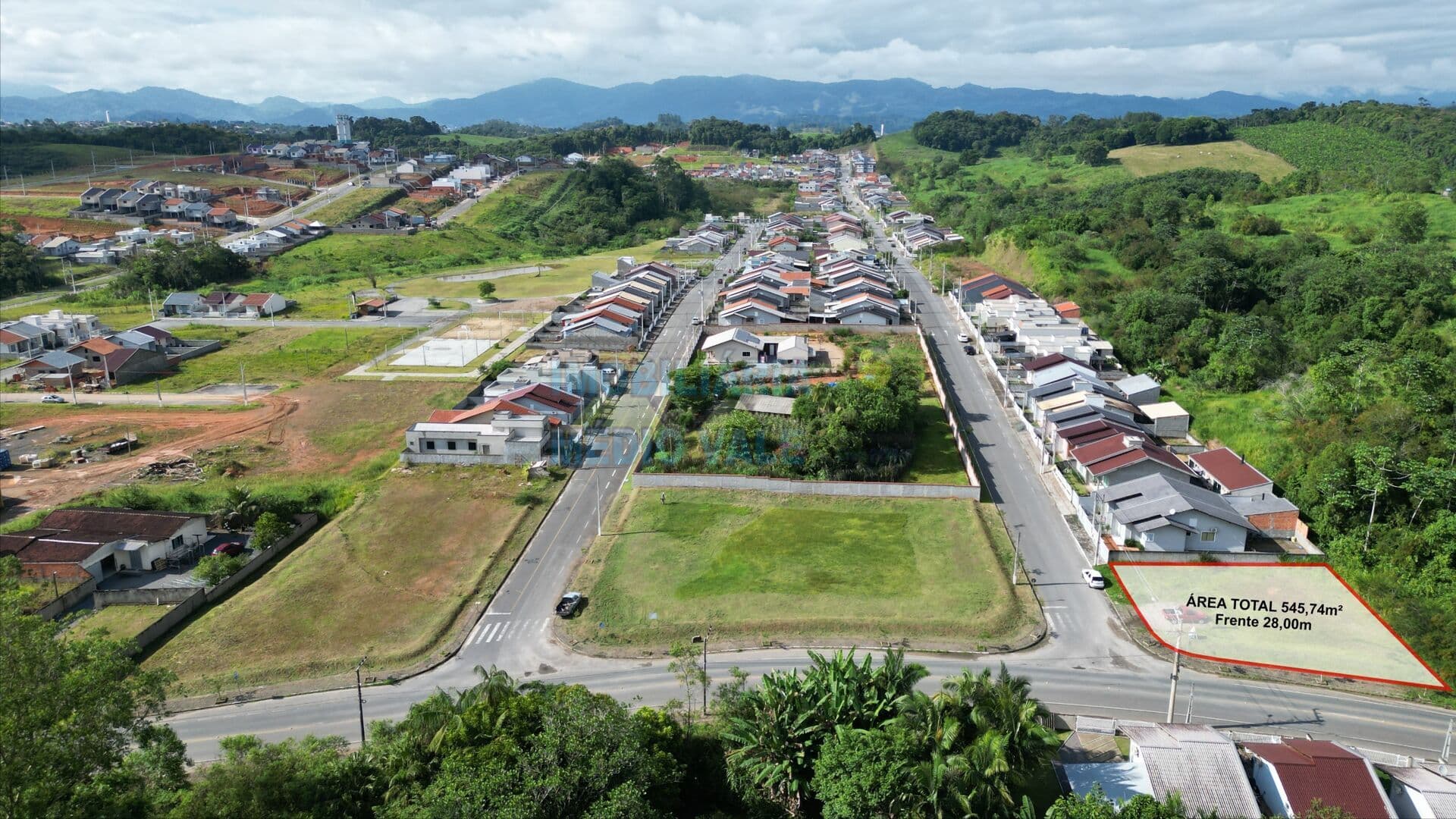 Área Comercial à venda em Indaial