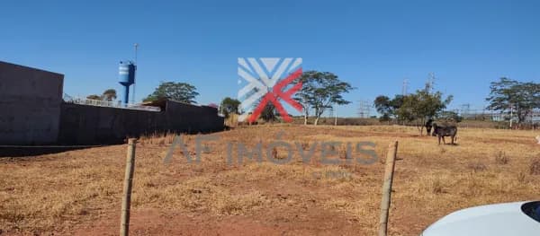 TERRENO RURAL - COMPRE