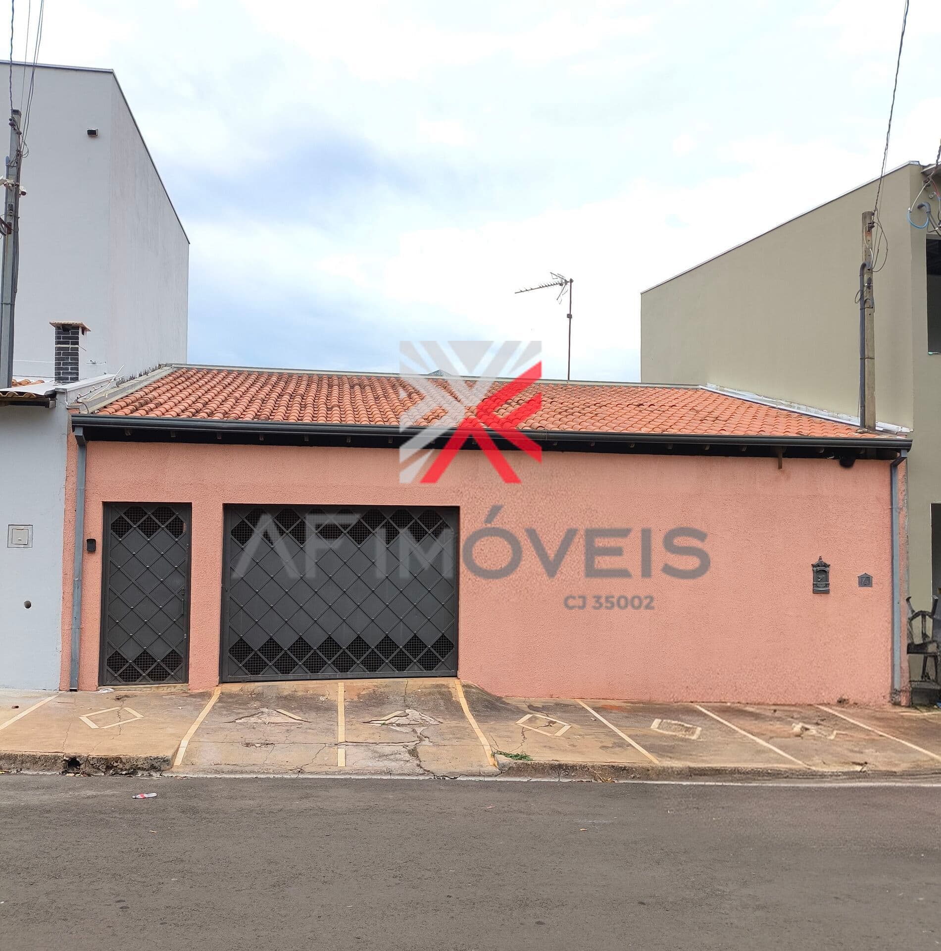 Casa em Jardim das Laranjeiras, Bebedouro/SP