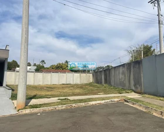 Terreno 382m² plano - Condomínio Piemonte - Indaiatuba SP