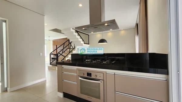 Sobrado em Condomínio Montreal Residence - 3 Dorm 1 Suíte 180m2AC 150m2 TE