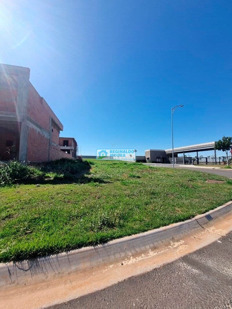 Condomínio Residencial Creta lote de 342m2 : Tranquilidade e Qualidade de Vida