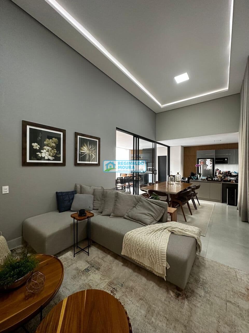 Imagine viver no conforto de uma casa térrea com piscina no Montreal Residence, em Indaiatuba! Lote 250m² AC 150m²