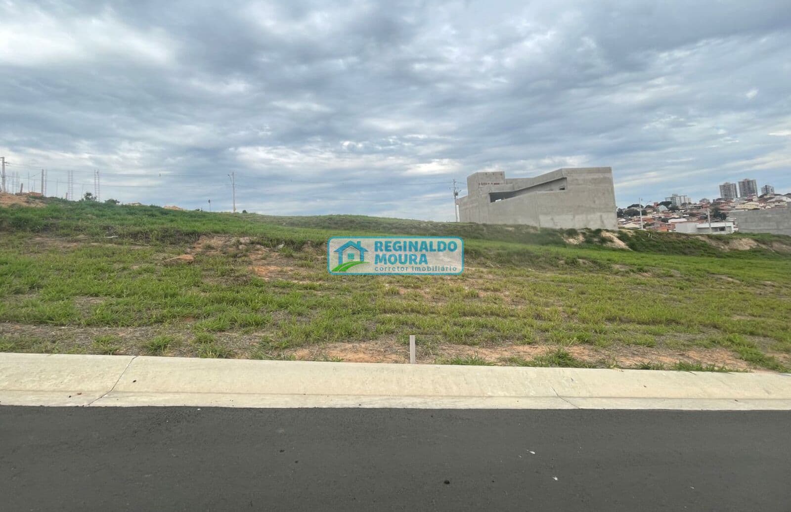 Lote 300m² - Condomínio Park Vista Real - Indaiatuba SP
