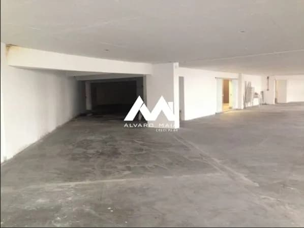 Andar para locação no Sion!