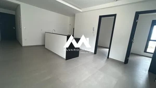 Apartamento de 2 quartos para venda no Santo Agostinho próximo a Praça da Assembléia.