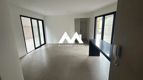 Apartamento de 2 quartos com área privativa à venda no São Pedro próximo ao Pátio Savassi.