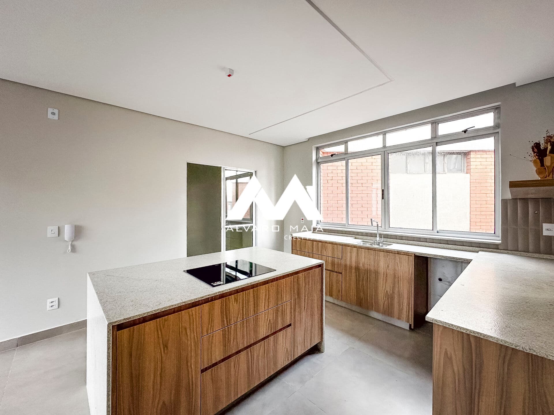 Apartamento 100% revitalizado | 3 quartos | suíte | 2 vagas no bairro Carmo Sion