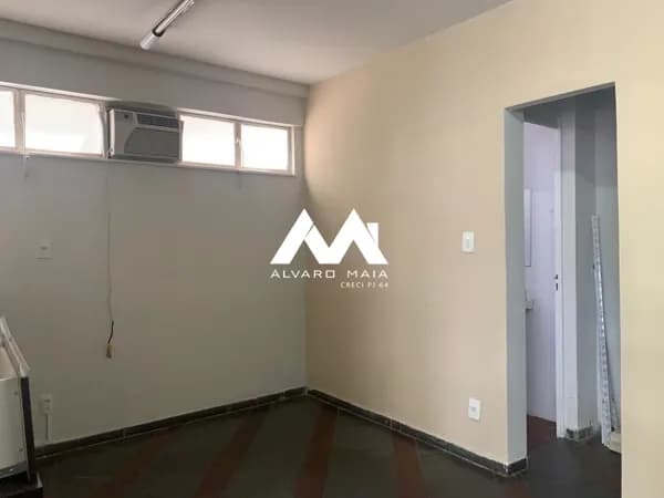 Loja com 50 m² no Funcionarios