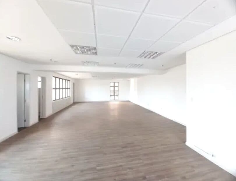 Andar comercial 273m² na Savassi