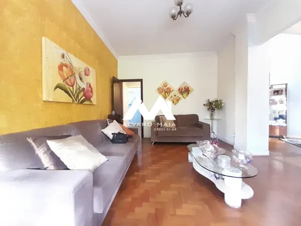 Apartamento Amplo - 3 quartos - Portaria 24 hrs - Super econômico