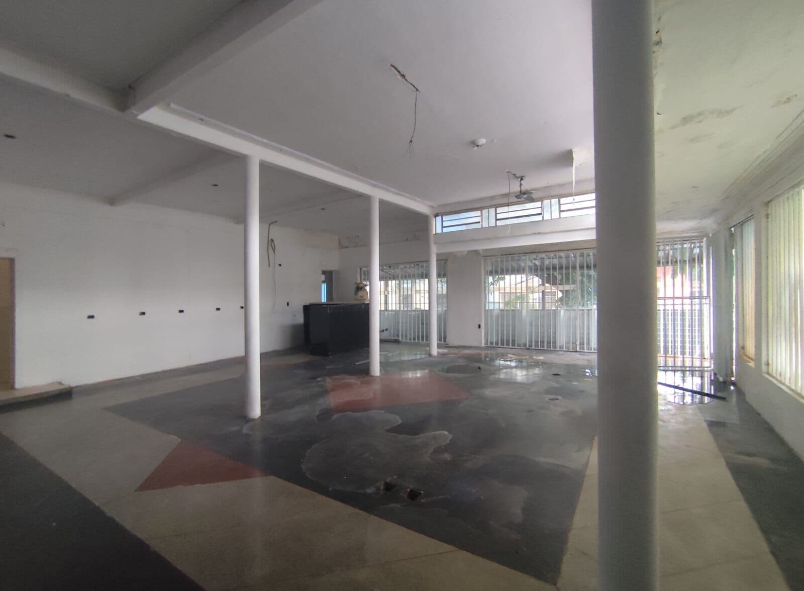 Casa comercial com 360m2 para locação no Bairro Carmo!