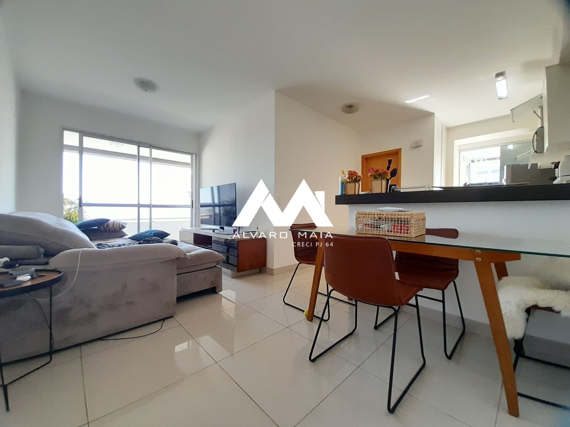 OPORTUNIDADE no Vila da Serra - 3 quartos com varanda e vista para as montanhas