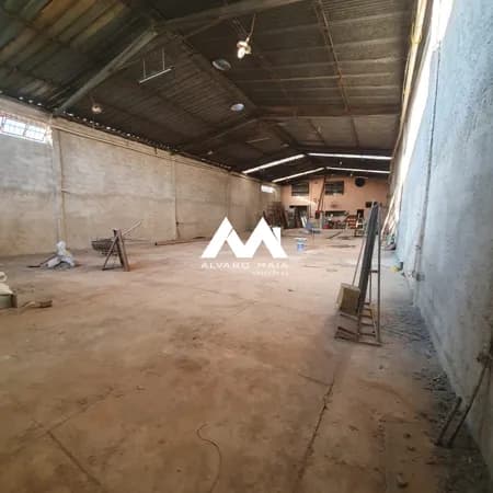 Galpão com loja para locação no Dona Clara próximo ao Aeroporto