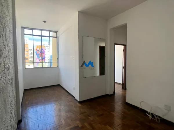 Apartamento 2 quartos para venda no Centro!!