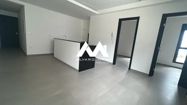 Apartamento de 2 quartos para locação no Santo Agostinho próximo a Praça da Assembléia.