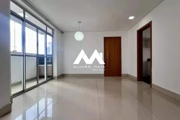 Apartamento com 2 Quartos e 2 banheiros à Venda, 67 m² no Santa Efigenia