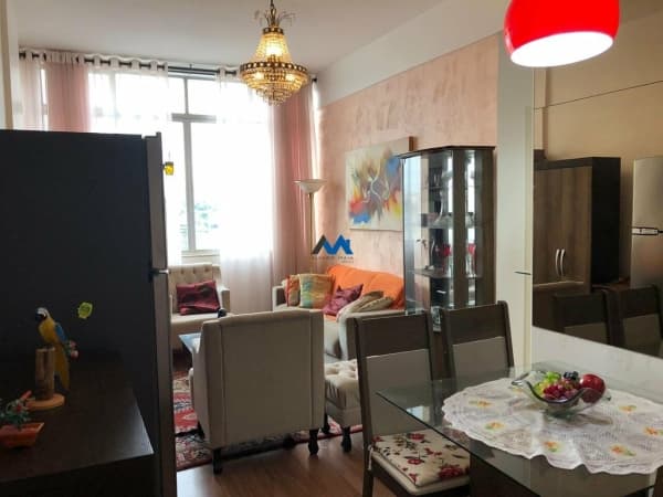 Apartamento mobiliado para venda no centro