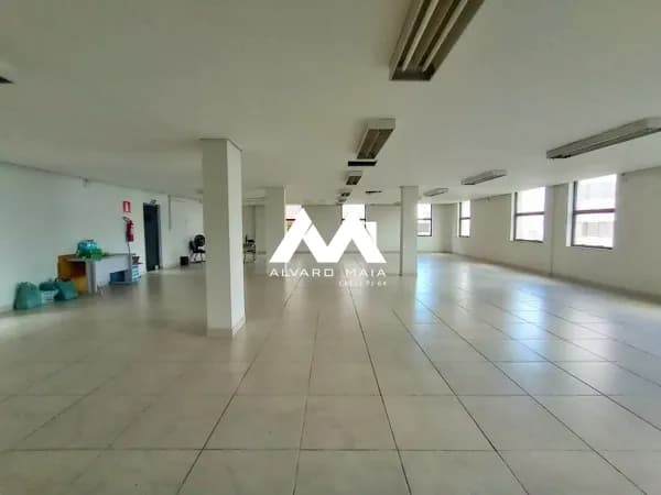 Andar comercial com 2 banheiros para Alugar, 438 m² no Centro