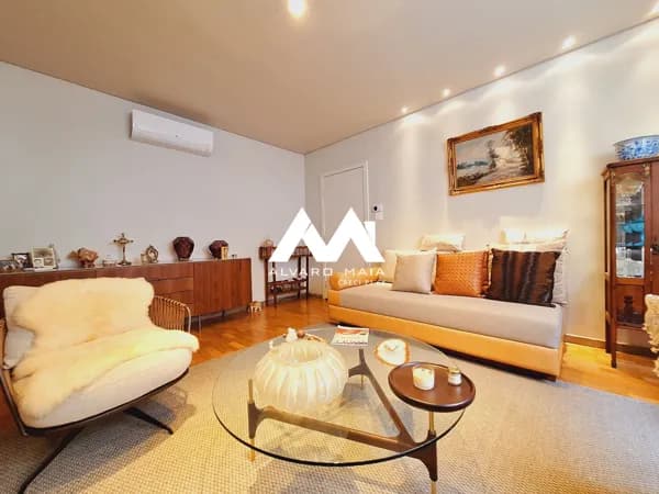 Área Privativa - 4 quartos - 140m² - Reformada - Funcionários BH