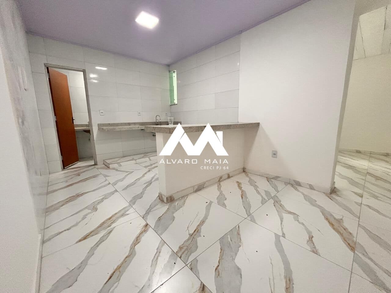 Casa de 3 quartos para locação no Santa Efigênia próximo do Boulevard Shopping.