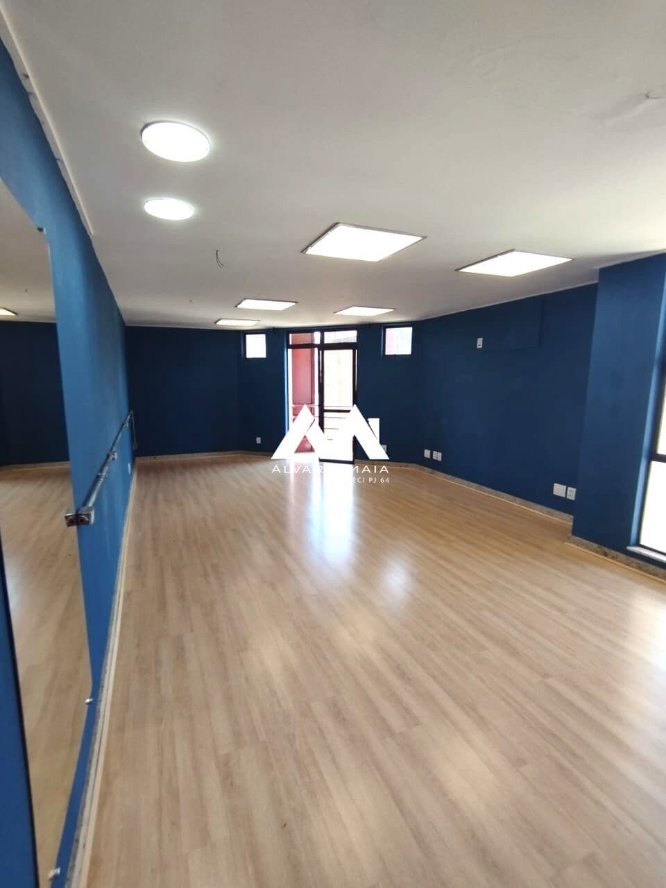 Sala comercial para locação no Santa Efigênia