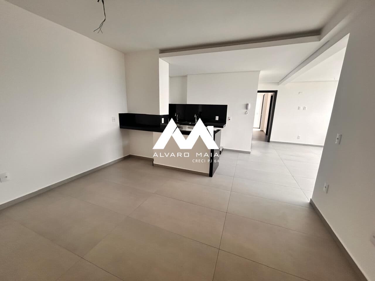 Apartamento de 3 quartos para locação no Santo Agostinho próximo a Praça da Assembléia.