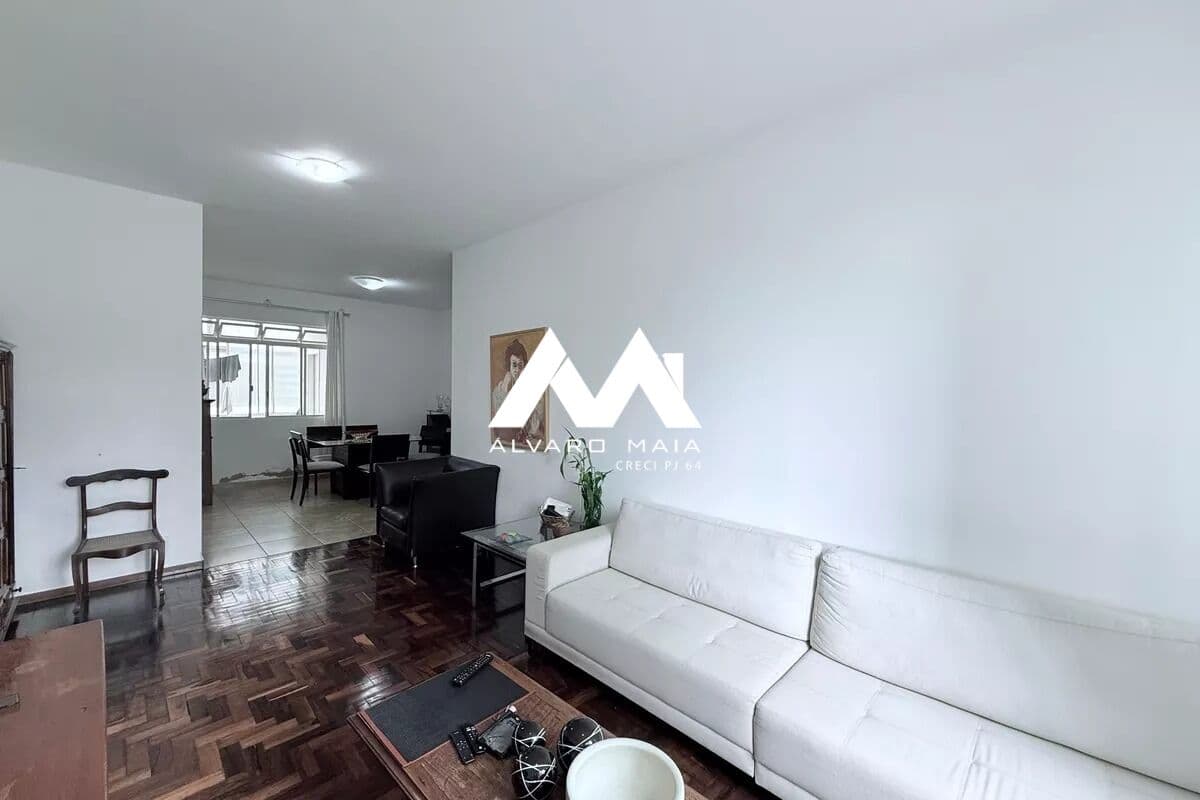 Apartamento à venda com 160m², 3 quartos e 1 vaga